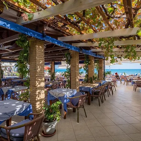 Bluewaves Appart hôtel 3*