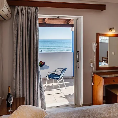 Lägenhetshotell Bluewaves Laganas