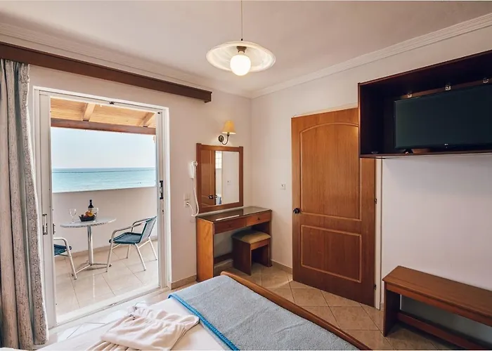 Bluewaves Ξενοδοχείο με διαμερίσματα 3*