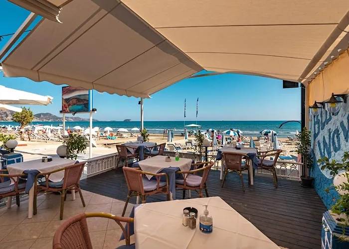 Bluewaves Ξενοδοχείο με διαμερίσματα 3*